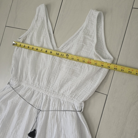 Elegant White Sleeveless Dress Size L - Picture 12 of 14